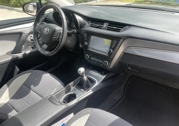 Toyota Avensis cena 47900 przebieg: 170000, rok produkcji 2016 z Strzyżów małe 326